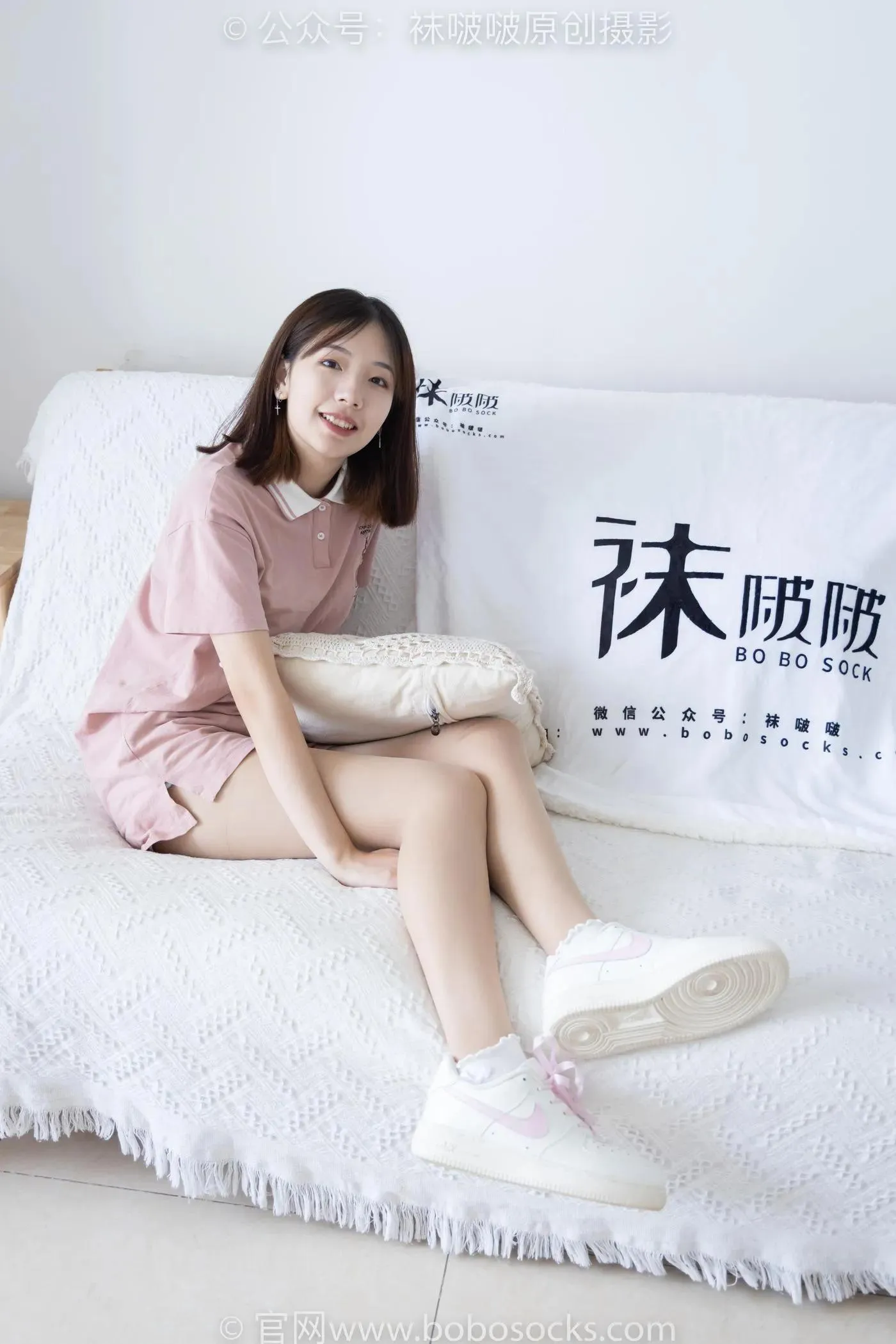 [BoBoSocks袜啵啵]NO.163 小甜豆-空军一号板鞋、白棉袜、肉丝 [135P]插图8